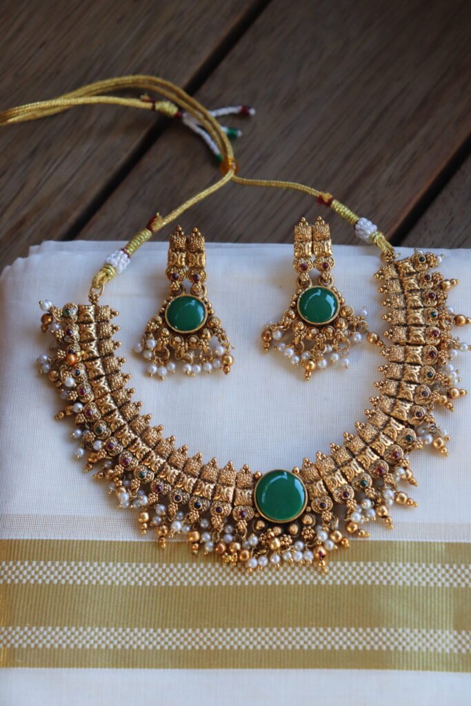 Intricately Detailed Temple Necklace Set with Green Stone