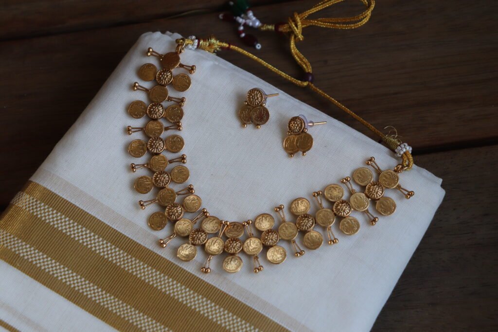 Traditional Coin (Kasu Mala) Necklace Set