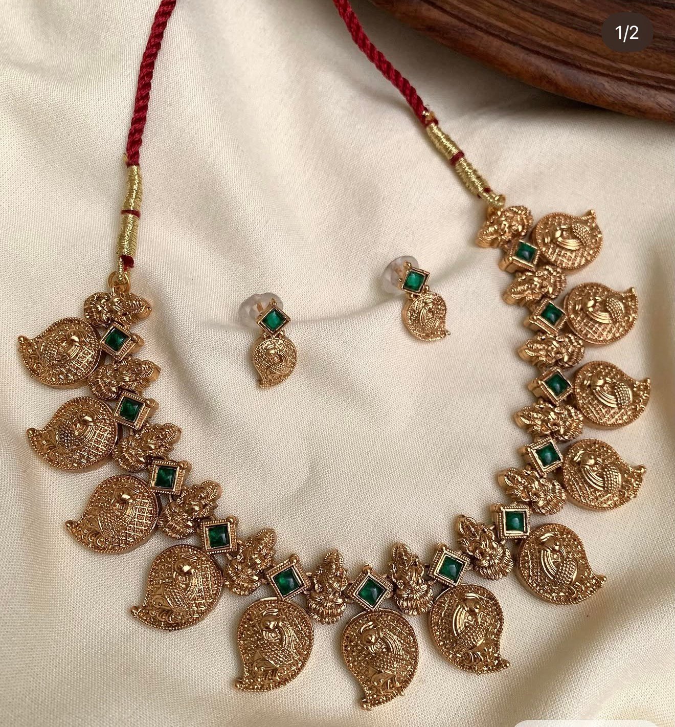 Traditional Peacock Design Necklace Set