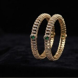 The Emerald Radiance Bangle(size2.6)